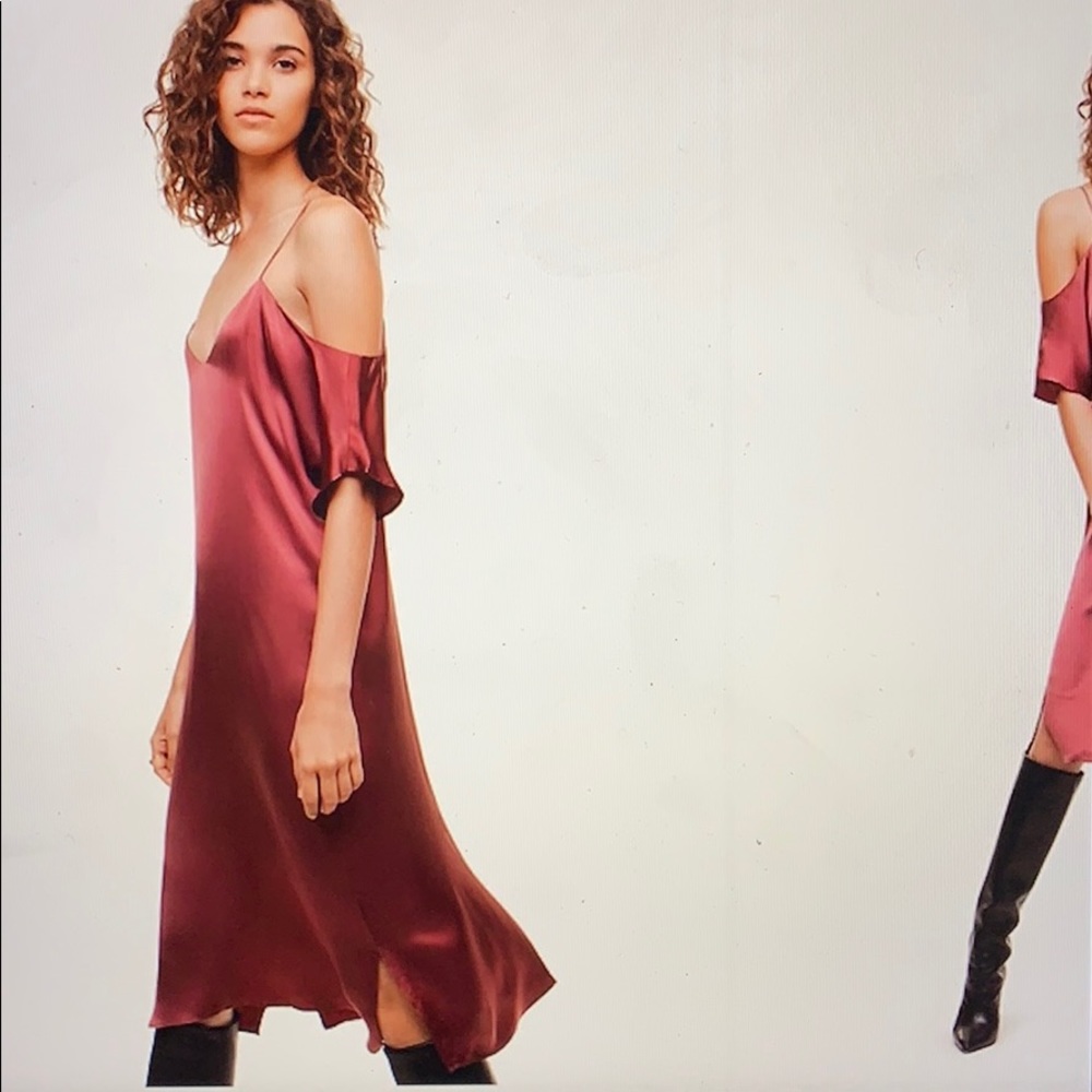Wilfred Aritzia- Off-The-Shoulder Pink Slip Dress
